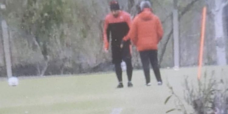 Con charlas y presencia dirigencial, Colón volvió a los entrenamientos