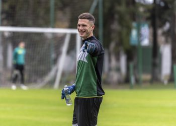 La importante racha sin recibir goles que experimenta Banfield antes de recibir a Colón