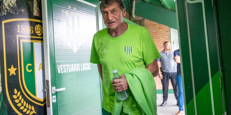 Como el Kily, Falcioni se mostró a favor de la supresión de un descenso