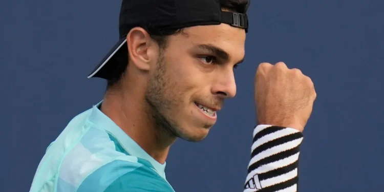 Francisco Cerúndolo debutó ganando en Shanghai