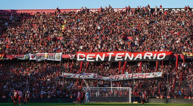 «Te llevamos dentro del corazón», el video de Colón sobre el clásico
