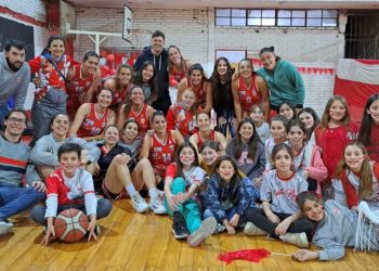 Las chicas de Santa Rosa juegan la semi de la Copa Santa Fe