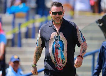 El Turco Mohamed dirigió con la camisa de una Virgen y será sancionado