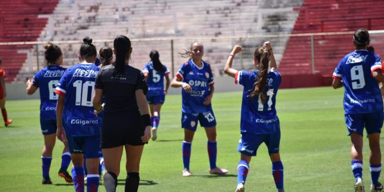 Las chicas de Unión tienen rival para la gran final del Clausura de AFA