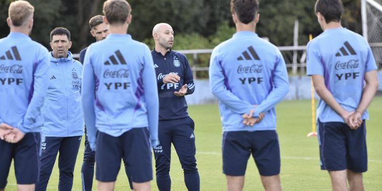 La Selección Sub 23 de Mascherano tuvo su primer entrenamiento en Japón