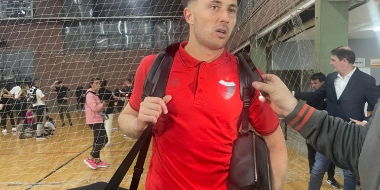 Garcés: «El domingo vamos a sacar los tres puntos y nos vamos a salvar»