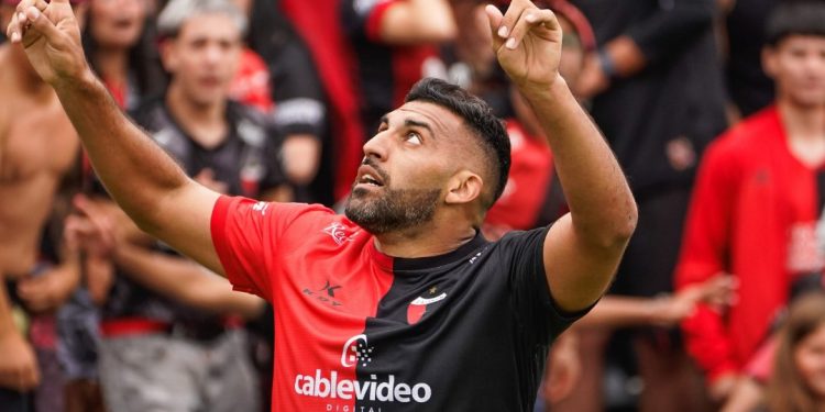 Wanchope Ábila, la figura de Colón: «Jugamos con corazón y entrega»