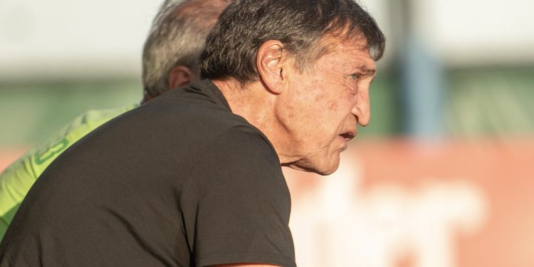 Colón, Vélez y un nombre en común que puede ayudarlos a quedarse en Primera