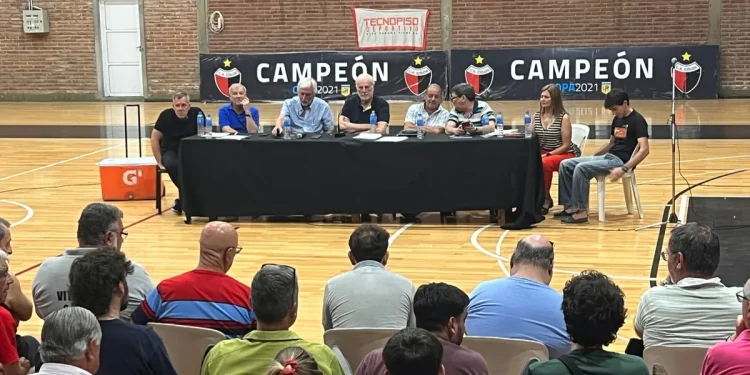 La asamblea de Colón será previo a la definición por la permanencia
