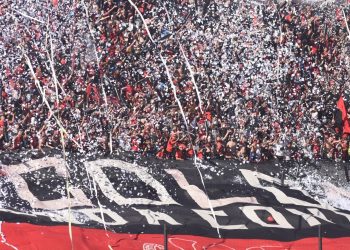 La arenga Sabalera en redes: «Por la historia y la camiseta ¡De pie Colón!»