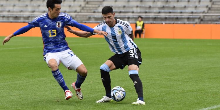 Con Esquivel de titular, Argentina Sub-23 cerró la gira por Japón con un empate