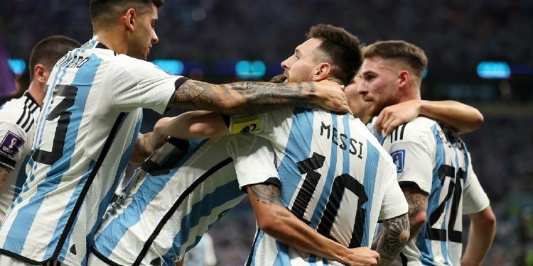 Argentina despide el 2023 ante su gente frente a Uruguay