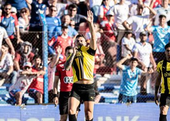 De flojo paso por Colón, fue protagonista en un clásico sudamericano