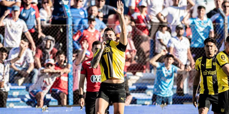 De flojo paso por Colón, fue protagonista en un clásico sudamericano