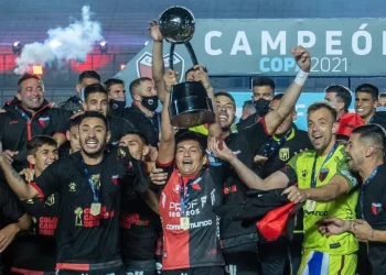 A un campeón Sabalero le rescindieron su contrato y deberá volver a Colón