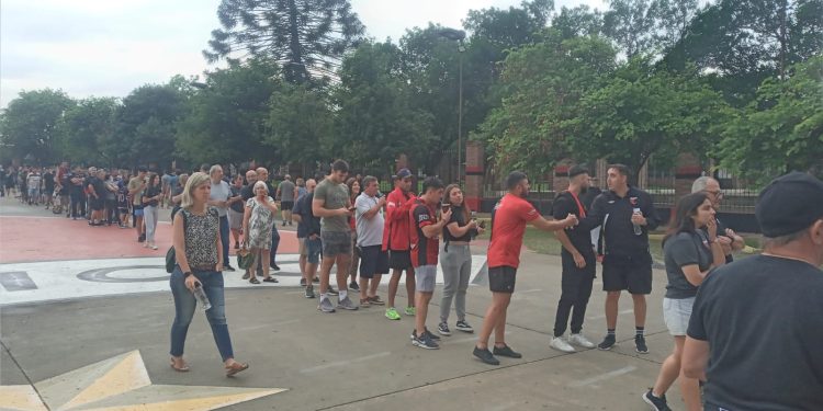 Godano ganó por demolición: Los votos mesa x mesa