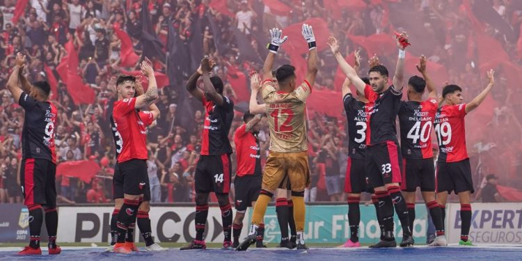 El de Perlaza no sería el único reclamo que habría recibido Colón