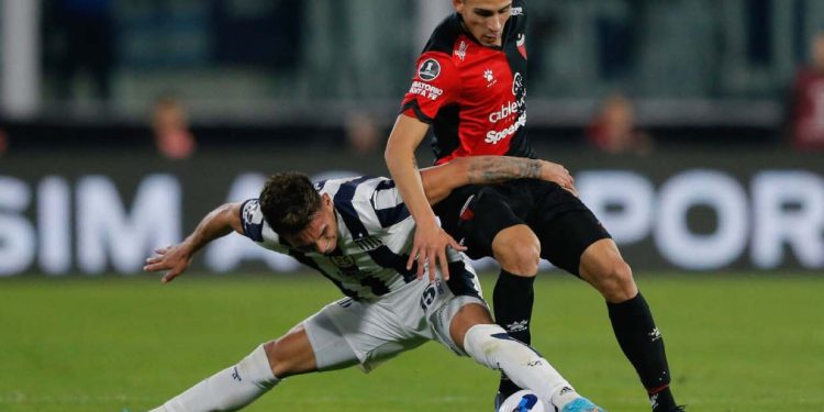 Argentinos Juniors ofertó para comprar el pase de Erik Meza