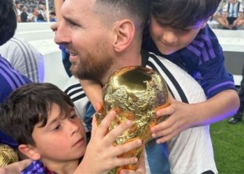 Furor en las redes: La invaluable lección de vida que Messi le dio a su hijo Mateo