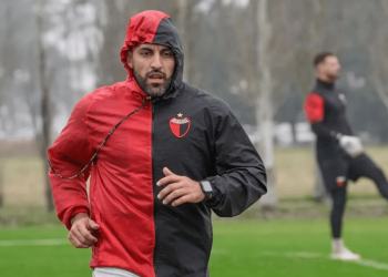 Barracas Central confirmó la llegada de Wanchope Ábila