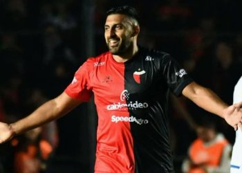Wanchope se va de Colón: Firmará con Barracas Central