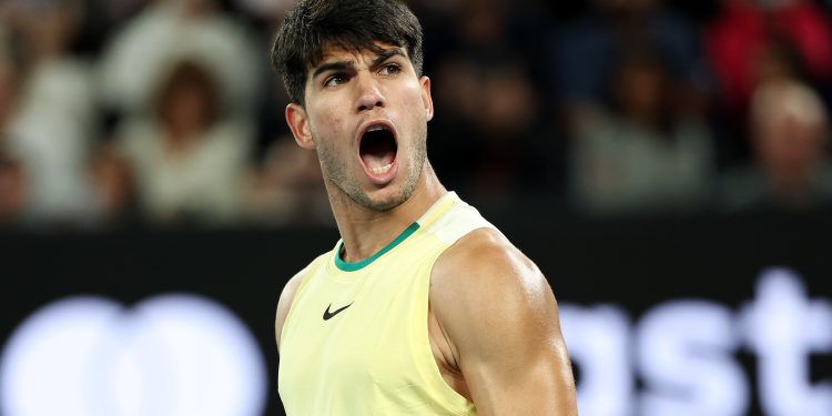 Alcaraz ganó y accedió a los cuartos de final del Abierto de Australia