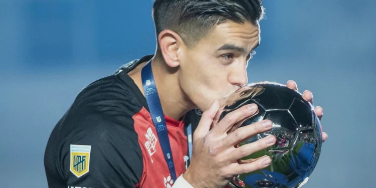 Alexis Castro jugará en un grande del continente