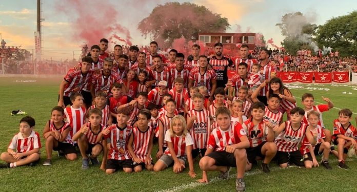 Colón de San Justo ganó la final de ida e ilusiona a toda una ciudad