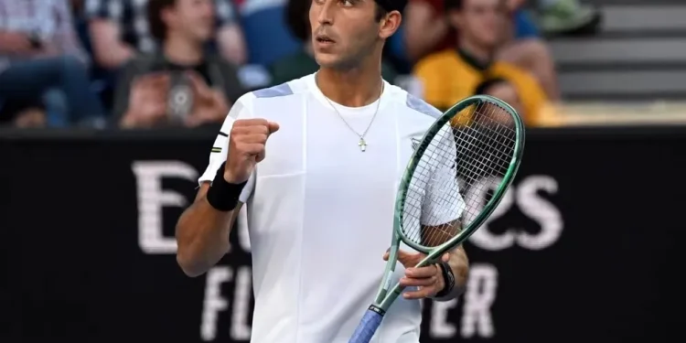 Australian Open: Tomás Etcheverry dio el golpe y eliminó a Murray
