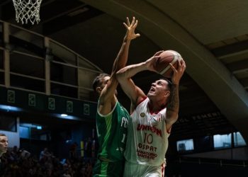 Liga Nacional: Unión no detiene su caída y cayó ante Ferro