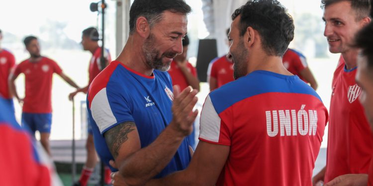 Con algunas bajas notables, Unión tiene el plantel que viaja a Uruguay