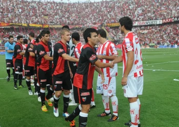 Un recordado ex Colón entrena solo y busca club, pero no quiere volver al país