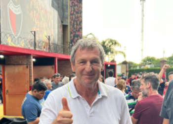 Godano: «A Botta y a Wanchope le vamos a dar salida y estamos negociando»