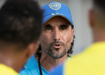 Boca, con el debut de Martínez, enfrenta a Gimnasia y Tiro en Salta