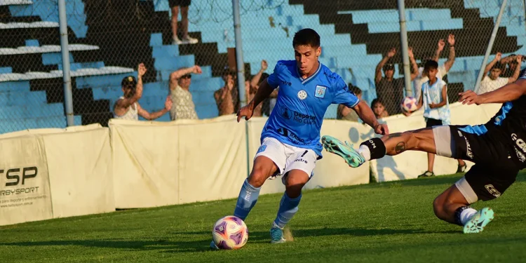 Nicolás Talpone, el mediocampista que está a un paso de Colón