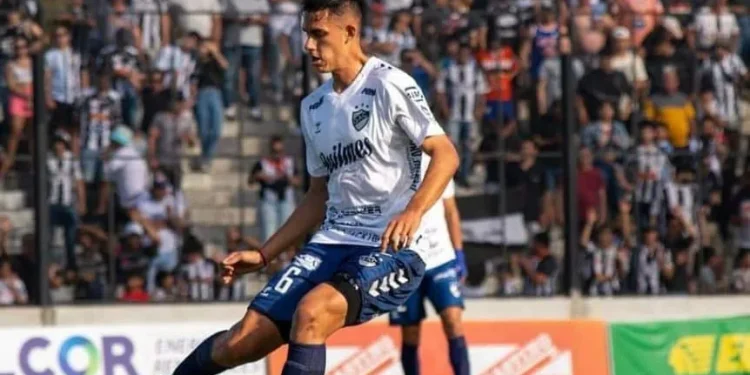 ¿El Kily apuntó a un zaguero de Boca que viene de destacarse en Quilmes?