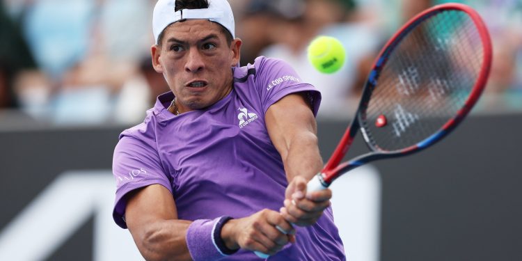 Etcheverry y Báez buscarán avanzar en el Abierto de Australia 