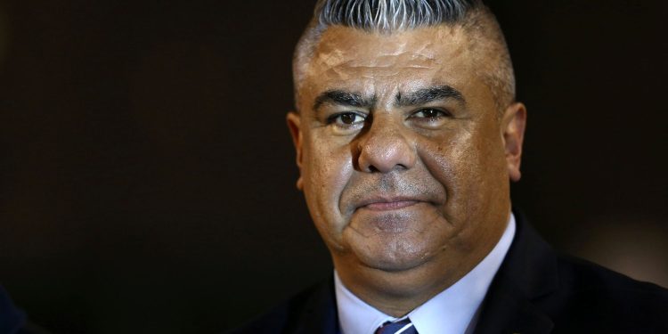 ¿Chiqui Tapia le otorga una prórroga a Unión para que pueda levantar la inhibición?
