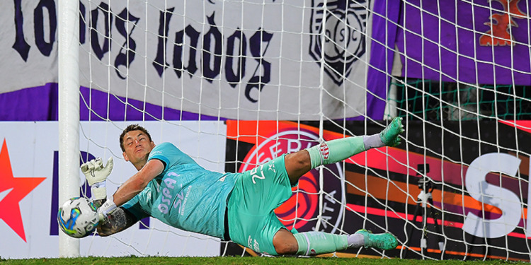 Esta vez los penales le dieron el triunfo a Unión