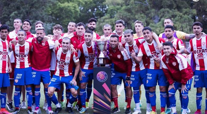 Unión dejó atrás Uruguay y se enfoca en el debut ante Racing