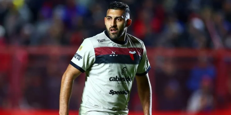 Colón tomó una postura con respecto a Wanchope Ábila