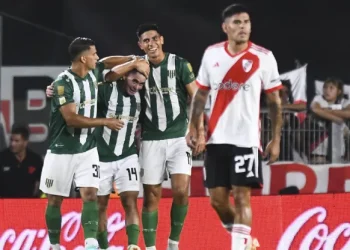 «Se quedaron en silencio»: un ex Colón le marcó a River y picanteó a sus hinchas