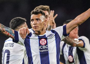 Video: el golazo de Botta en el empate entre Instituto y Talleres