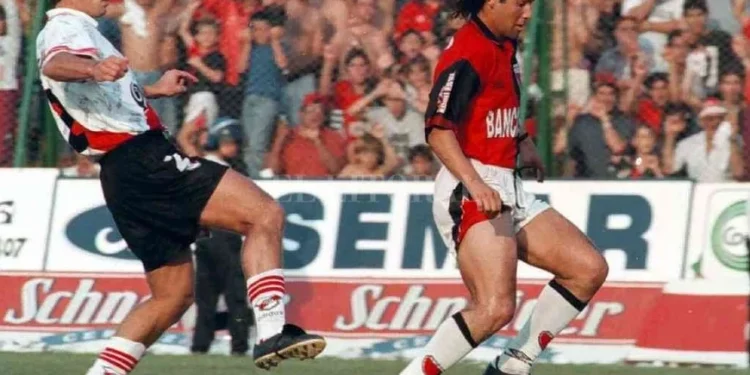 Colón saludó a un ex futbolista que se ganó el corazón de su gente