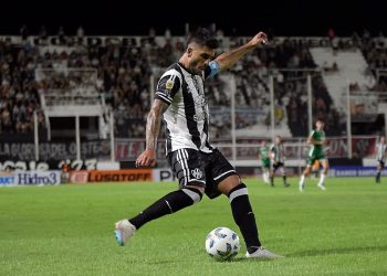 Central Córdoba se recuperó con una goleada ante Sarmiento