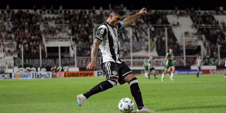 Central Córdoba se recuperó con una goleada ante Sarmiento