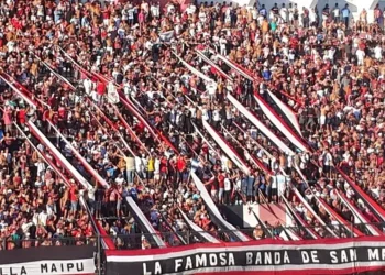 Feroz interna en la barra de Chacarita terminó con un muerto