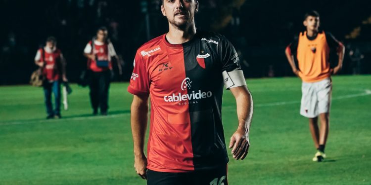 Con una molestia muscular, Bernardi es duda para visitar a Atlanta