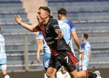 Firmó contrato con Colón y podría salir a préstamo