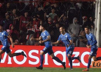 Godoy Cruz le ganó a Instituto en Córdoba y es más puntero que nunca
